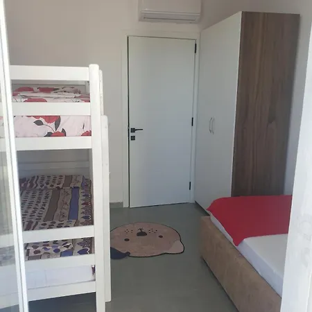 Mucaj Apartment Golem (Tirana)